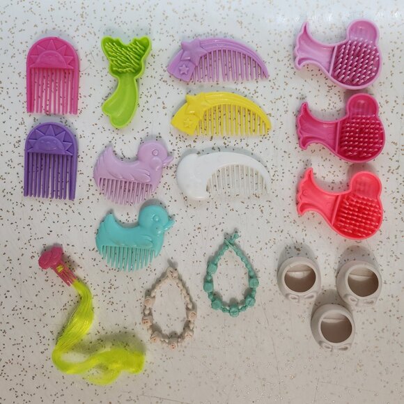 My Little Pony Combs, Brushes & Accessories Bundle - Picture 2 of 2